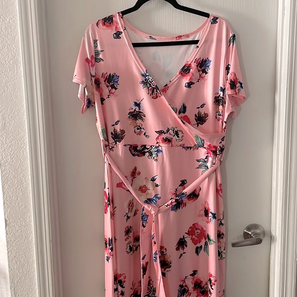 Long dress never wear just tags out